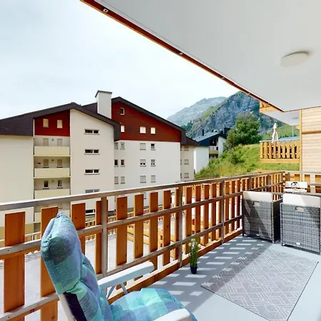 With Sauna And Mountain View Apartment