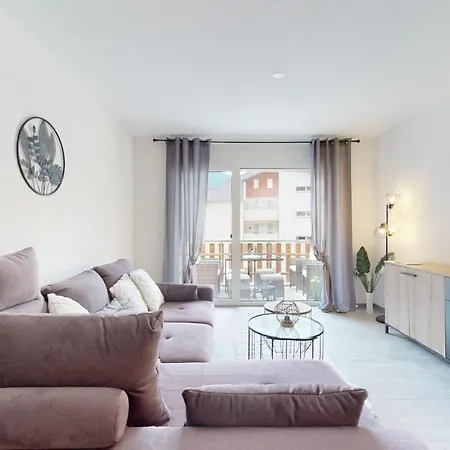 With Sauna And Mountain View דירה לויקרבאד