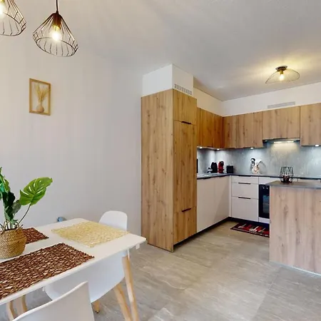 With Sauna And Mountain View アパート